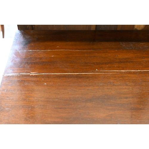 186 - A 19th century mahogany chest of three long graduating drawers on splayed bracket feet, 110 x 55 x 1... 