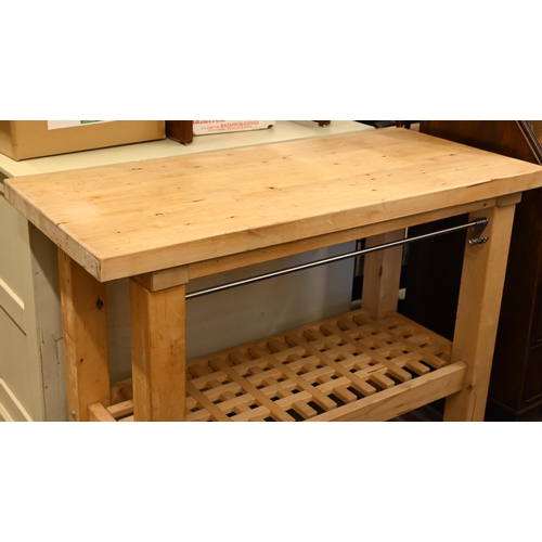 248 - A modern beech kitchen island prep table with slatted undertier, 120 cm wide x 53 cm deep x 90 cm hi... 