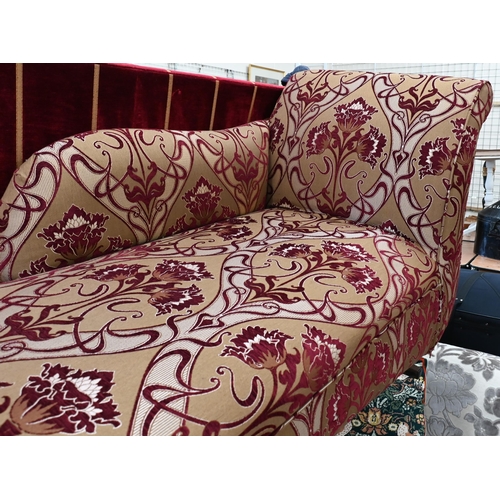 389 - A modern Multiyork scroll end chaise longue in burgundy and old gold floral fabric, 145 cm long x 70... 