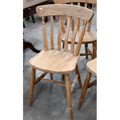 393 - Five beech kitchen dining chair on turned legs (5)