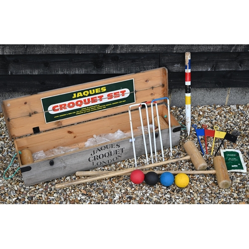 571 - A boxed Jacques Odney croquet set