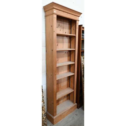 164 - A modern pine open bookcase with adjustable shelves, 70 x 26 x 198 cm high