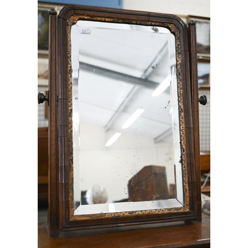 206 - #A 19th century mahogany platform toilet mirror with three drawers, a/f, 36 x 20 x 52 cm high