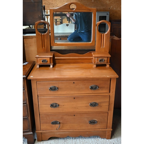 291 - Edwardian satin-walnut mirror backed dressing chest, 92 x 42 x 150 cm