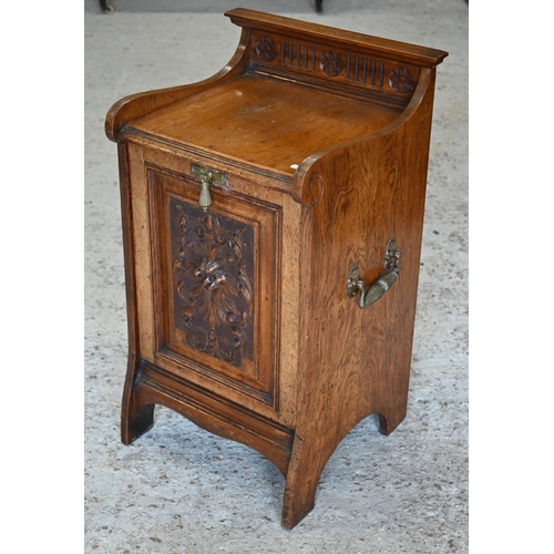 327 - A late Victorian carved oak 'Green Man'  purdonium to/w an octagonal occasional table (2)