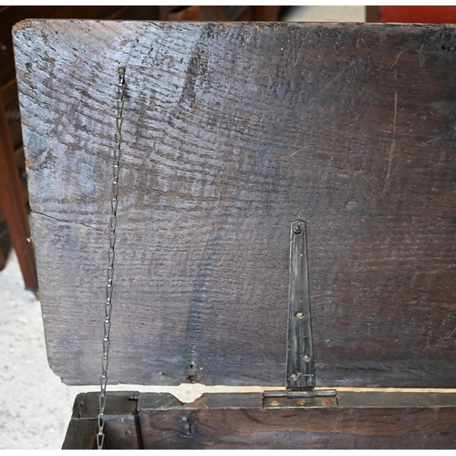 330 - A small 17th century panelled oak coffer, with hinged top and jointed construction, 86 x 40 x 48 cm ... 