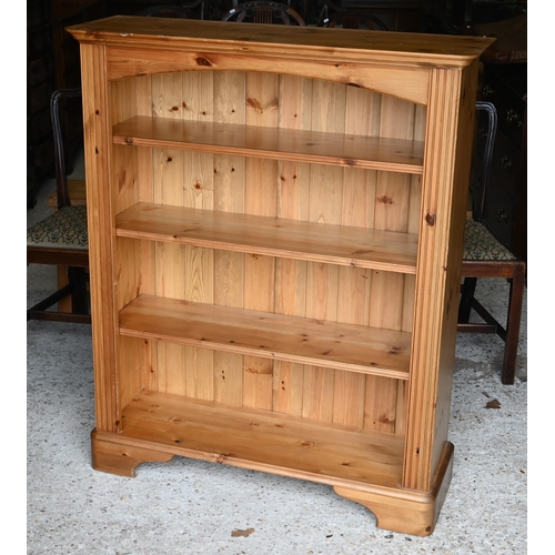 345 - A stained pine open bookcase, 100 x 32 x 120 cm h