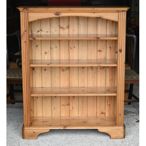 345 - A stained pine open bookcase, 100 x 32 x 120 cm h