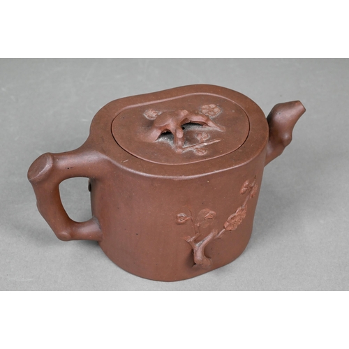 406 - Seven various Chinese Yixing teapots including a 'tree-trunk' example signed 'Rong Ying' and cylindr... 