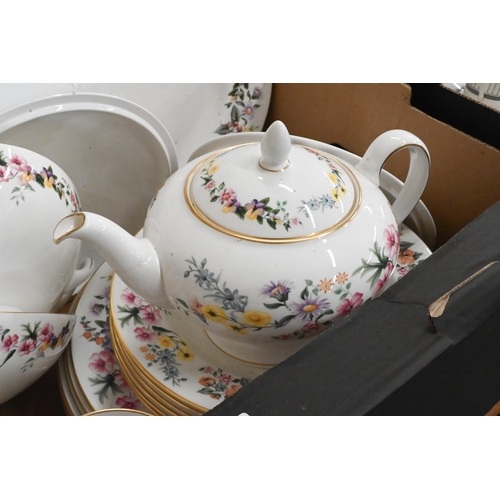 430 - A Wedgwood 'Downland' dinner/tea service to/w a Wedgwood 'Summer Bouquet' part service (2 boxes)