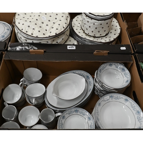 445 - An extensive set of Noritake 'Blue Hill' dinner and tea wares - little used (3 boxes)