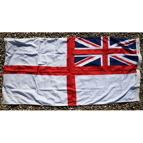 509 - Various vintage and later linen flags including two Union flags, Royal Standard of Scotland, two red... 