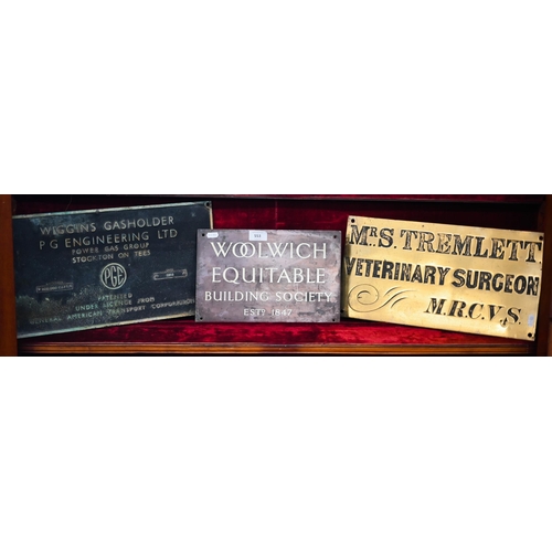 553 - Seven various antique and later metal trade nameplates incl. Mr S Tremlett, Veterinary Surgeon, MRCV... 