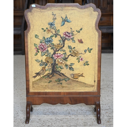 598 - An old chinoiserie hand painted fire screen, 77 cm h x 50 cm w