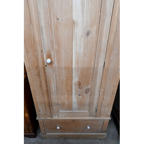 665 - Antique pine single door wardrobe with 1 drawer to base, 196 x 95cm