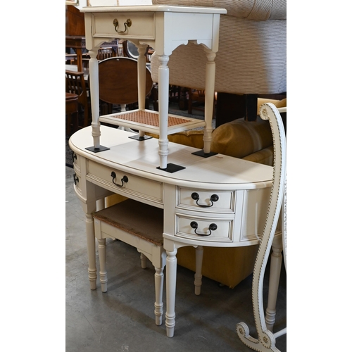 672 - Laura Ashley, a part bedroom suite in vintage cream/yellow including a ten drawer chest, 144 cm x 48... 