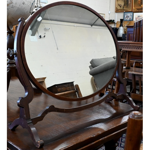 681 - A large Victorian mahogany oval easel toilet mirror, 82 cm w x 68 cm h o/all