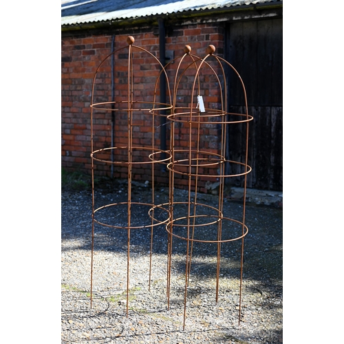 85 - A trio of weathered steel ball head obelisk plant frames, approx. 150 cm h (3)