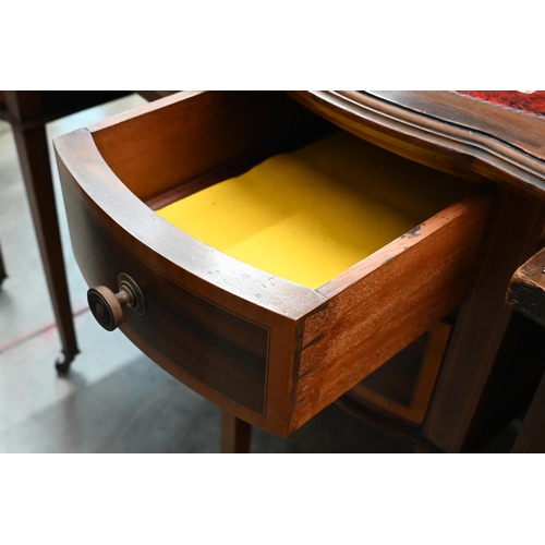 132 - An Edwardian mahogany crossbanded writing desk with tooled red leather top, bevelled mirror and eigh... 