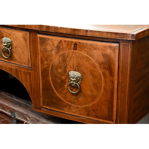 154 - A George III mahogany bowfront sideboard on tapering square supports with spade feet, 150 x 70 x 92 ... 