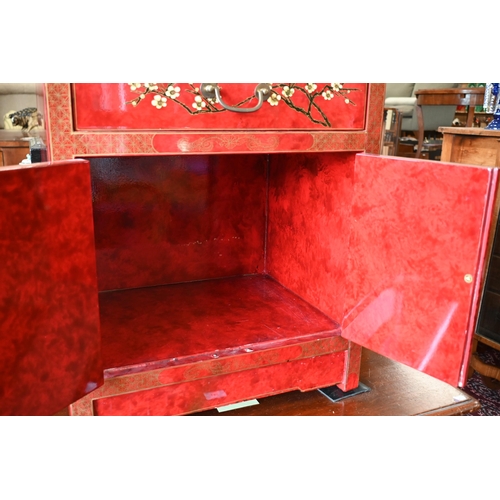 186 - A modern Chinese red lacquered side cabinet with gilt and polychrome floral decoration, 50 x 36 x 62... 