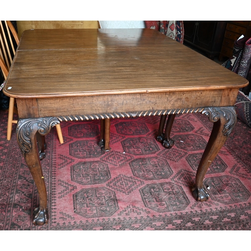 274 - A large 19th century mahogany extending dining table (without any leaves) in two sections, the round... 