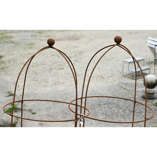 28 - A pair of small, weathered steel ball head garden obelisks, approx. 160 cm h x 48 cm dia (2)