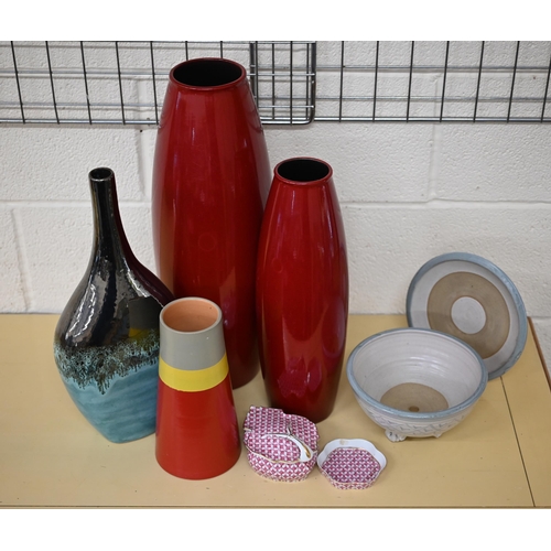 402 - Two West German red-glazed tall pottery vases to/w various other decorative ceramics (box)