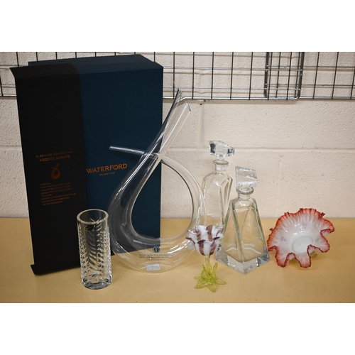 433 - A boxed Waterford 'Accent Carafe' from the Elegance Collection to/w a pair of modern design decanter... 