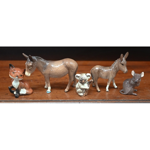 446 - Six Beswick bulls, cows and calves to/w nine other Beswick animals