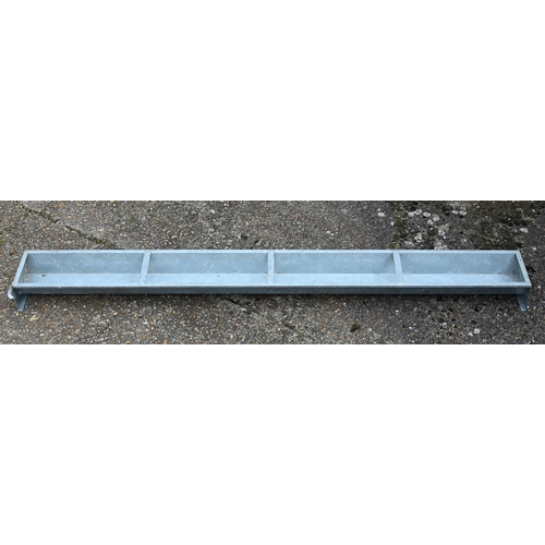 58 - An IAE galvanised metal floor feeding cattle trough planter, 274 cm/ 9 ft long