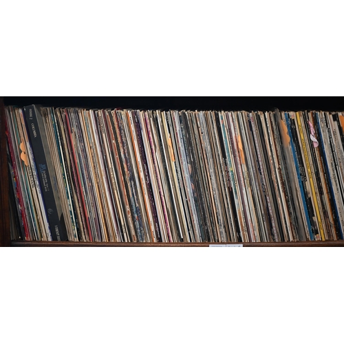 500 - A large quantity of LP 33 rpm and single 45 rpm vinyl records, mostly pop, country, easy listening e... 