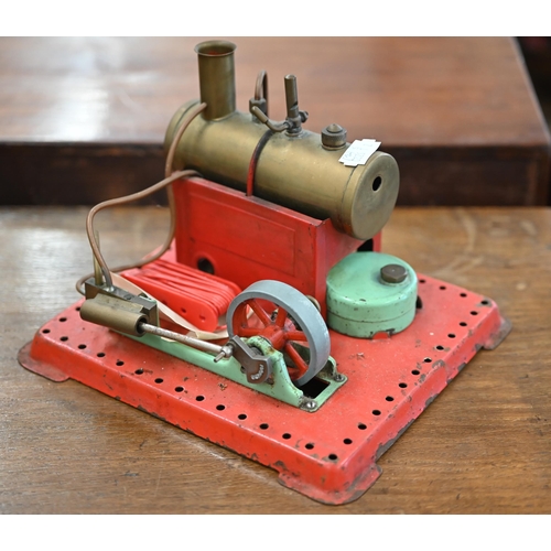 511 - A Mamod steam traction engine and static engine to/w an Optitec Hot Air Motor kit (3)