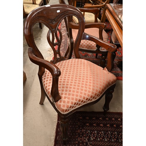 200A - A set of eight Victorian style mahogany dining chairs with lattice patterned seats (6 standard, 2 ca... 