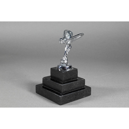 952 - A chrome Jaguar car mascot, 19cm long and a small 'Spirit of Ecstasy' mascot 7cm - both on stone pli... 