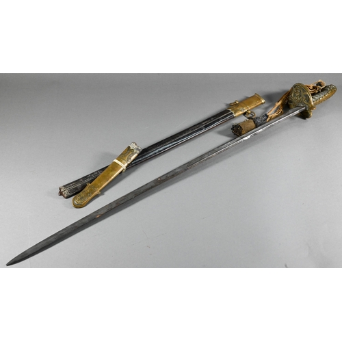 1006 - An antique Naval officer's sword, the 79.5 cm slightly curved blade with etched decoration, solid br... 