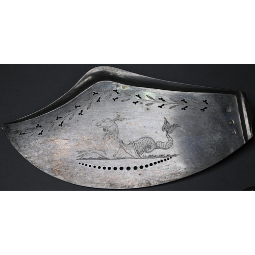 115 - An early 19th Century Belgian .833 standard fish-slice with pierced and engraved blade on turned and... 