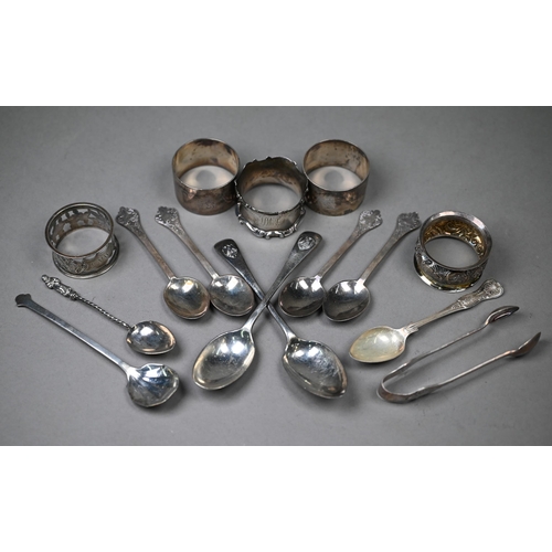 121 - Five various late Victorian silver napkin rings , to/w a quantity of teaspoons, etc., 9oz