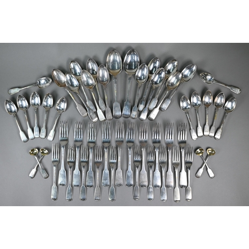 122 - A quantity of Georgian and later 19th Century silver fiddle pattern flatware, comprising ten each ta... 