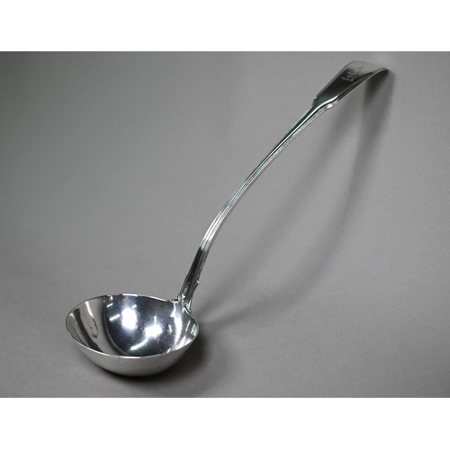 136 - A George III silver fiddle & thread soup ladle, Richard Turner, London 1813, 7.4oz, 33cm long