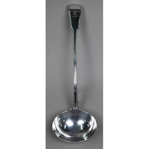 136 - A George III silver fiddle & thread soup ladle, Richard Turner, London 1813, 7.4oz, 33cm long