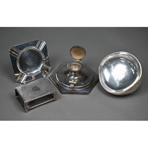 148 - A loaded silver capstan inkwell on octagonal base, incorporating a perpetual calendar, Henry William... 