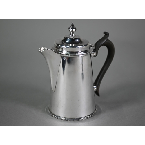 176 - An Edwardian silver chocolate pot of plain tapering form with composite scroll handle, Henry Bourne,... 