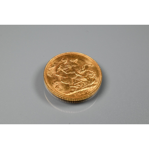 204 - An Edward VII gold sovereign dated 1907