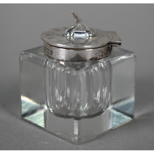 28 - A silver vase-flute on weighted foot, Birmingham 1911, 17cm high, to/w an engraved cigarette case, B... 
