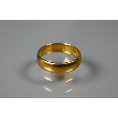 362 - Two 22ct yellow gold wedding bands, size M and P, approx 7g (2)