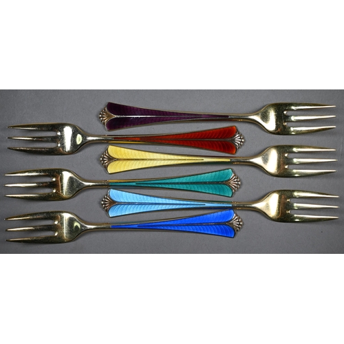 40 - A David-Andersen (Oslo) Sterling and gilt Harlequin set of six coloured enamel pastry forks in origi... 