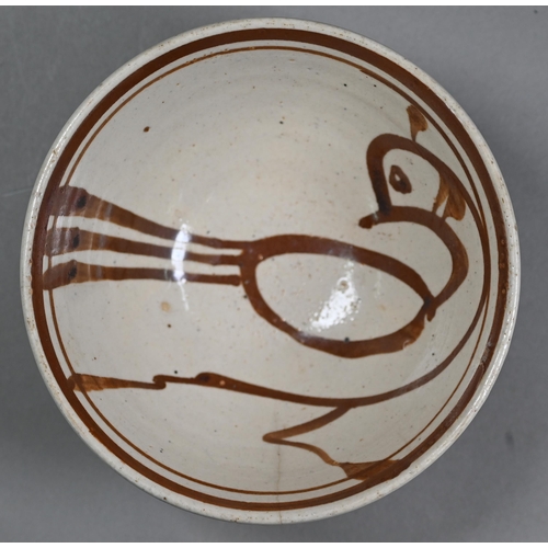 534 - Svend Bayer (b. 1946); a bowl painted with a bird, 16.5 cm diameterProv. consigned by family connect... 