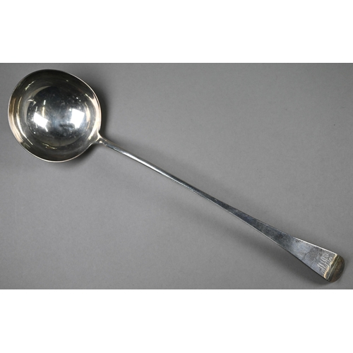 76 - A George III Old English pattern silver soup ladle, Thomas Wallis II, London 1799, to/w a stuffing s... 