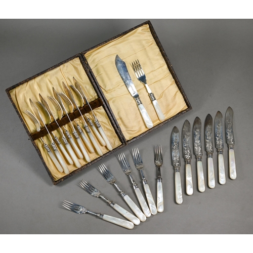 94 - A cased set of six each silver fish knives and forks with mother of pearl handles, Sheffield 1926, t... 